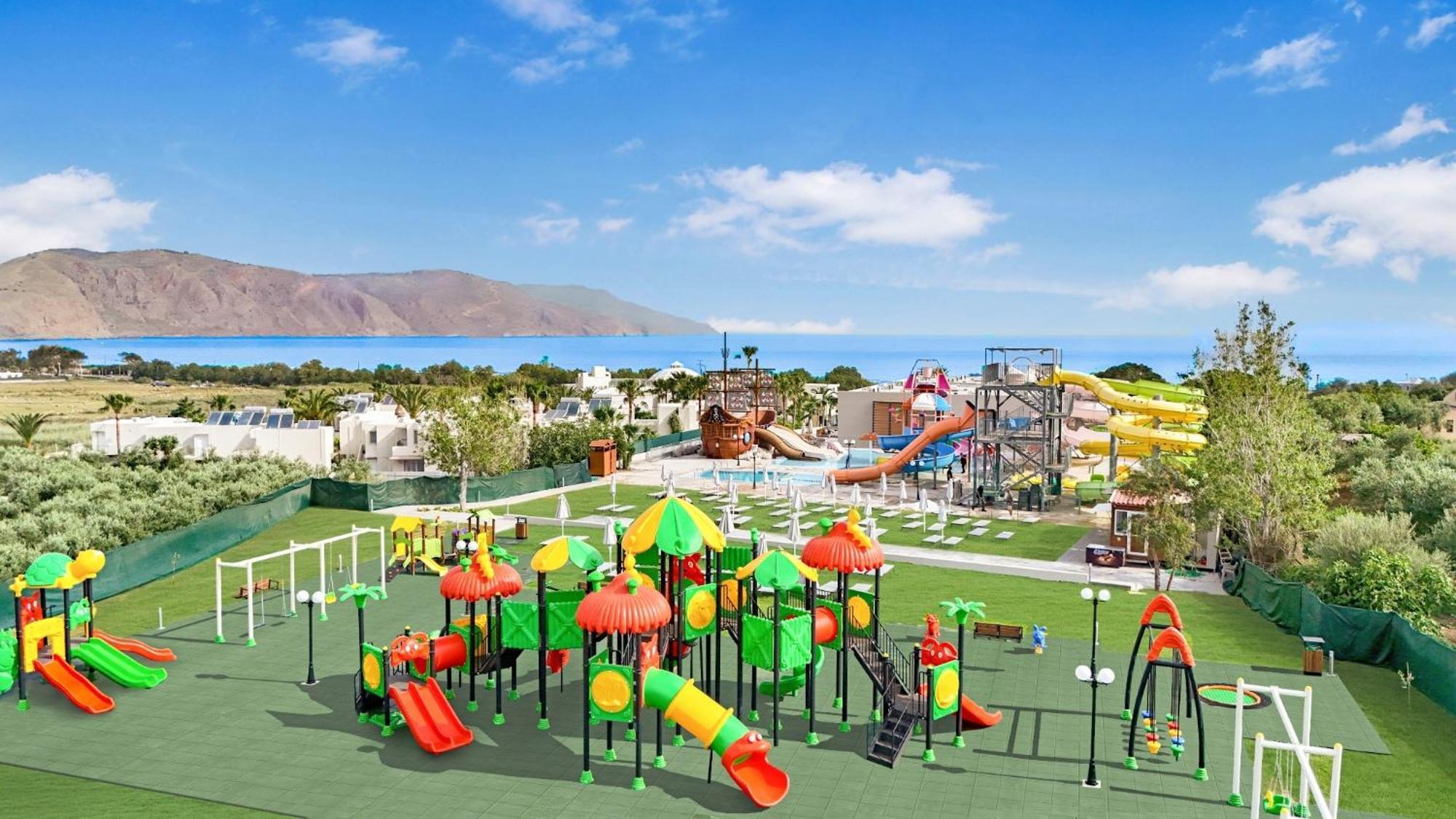 Georgioupolis Suites & Aqua Park Asprouliánoi Extérieur photo